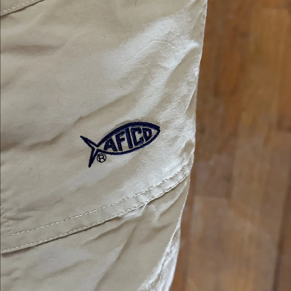 Men's Khaki Aftco shorts - Picture 3 of 3